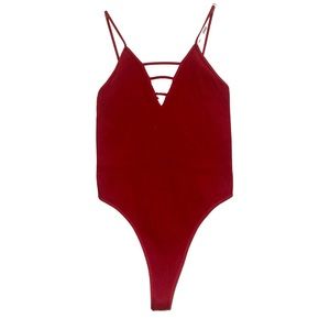 WINDSOR - Seamless Ribbed Bodysuit W/ Cut Out